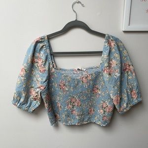 American Eagle Crop Top